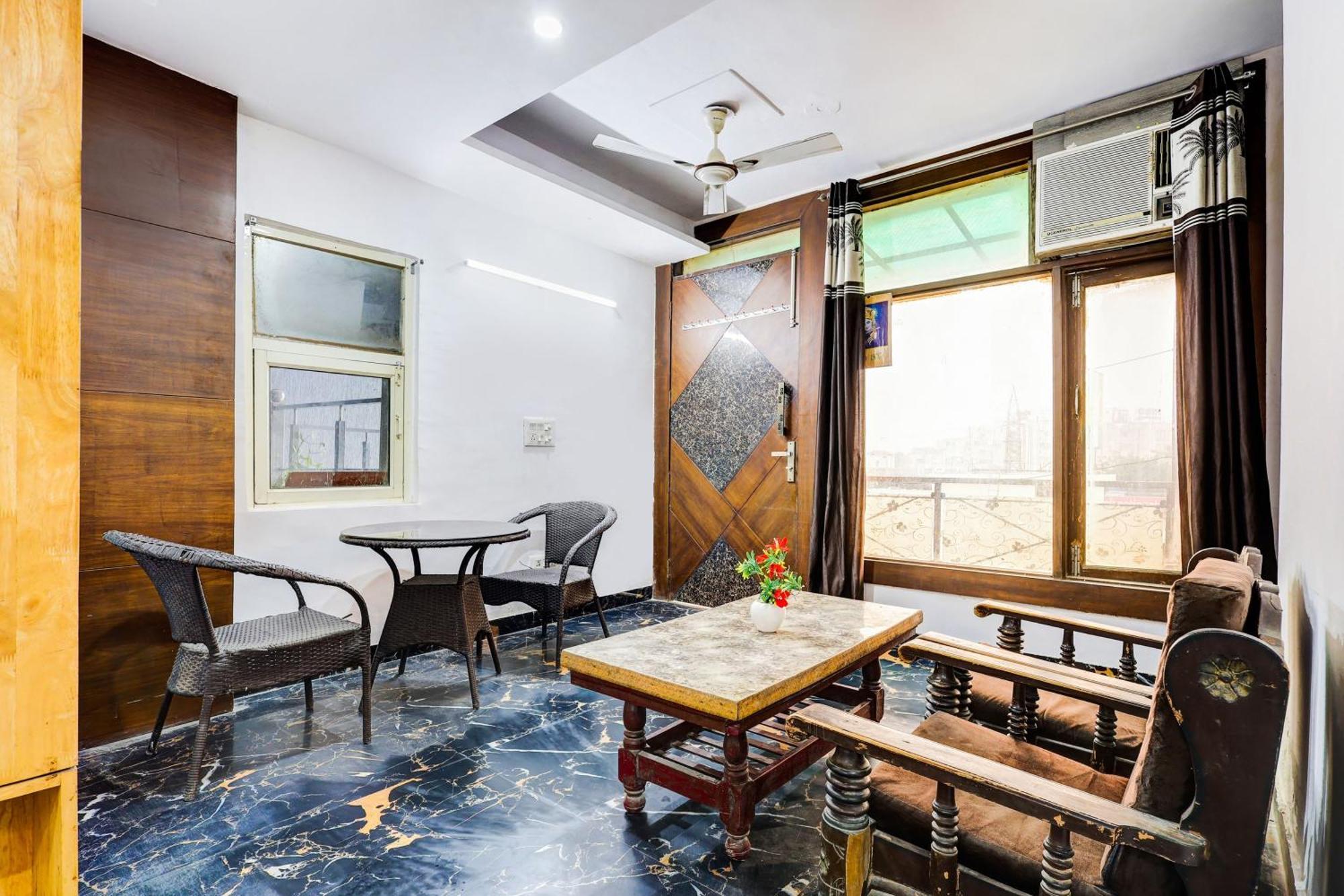 Hotel O Hari Nagar Ashram New Delhi Extérieur photo
